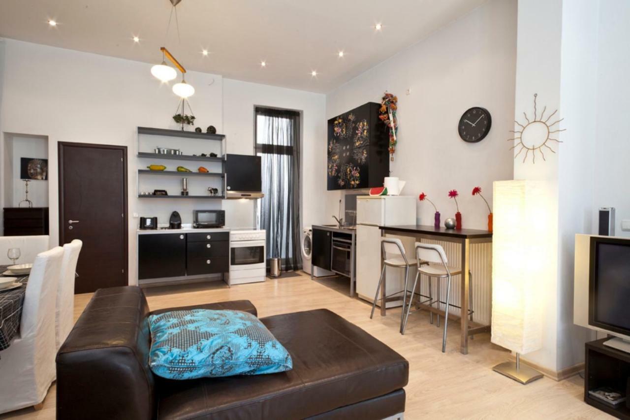 Deluxe Central Loft Near Acropolis Atina Dış mekan fotoğraf